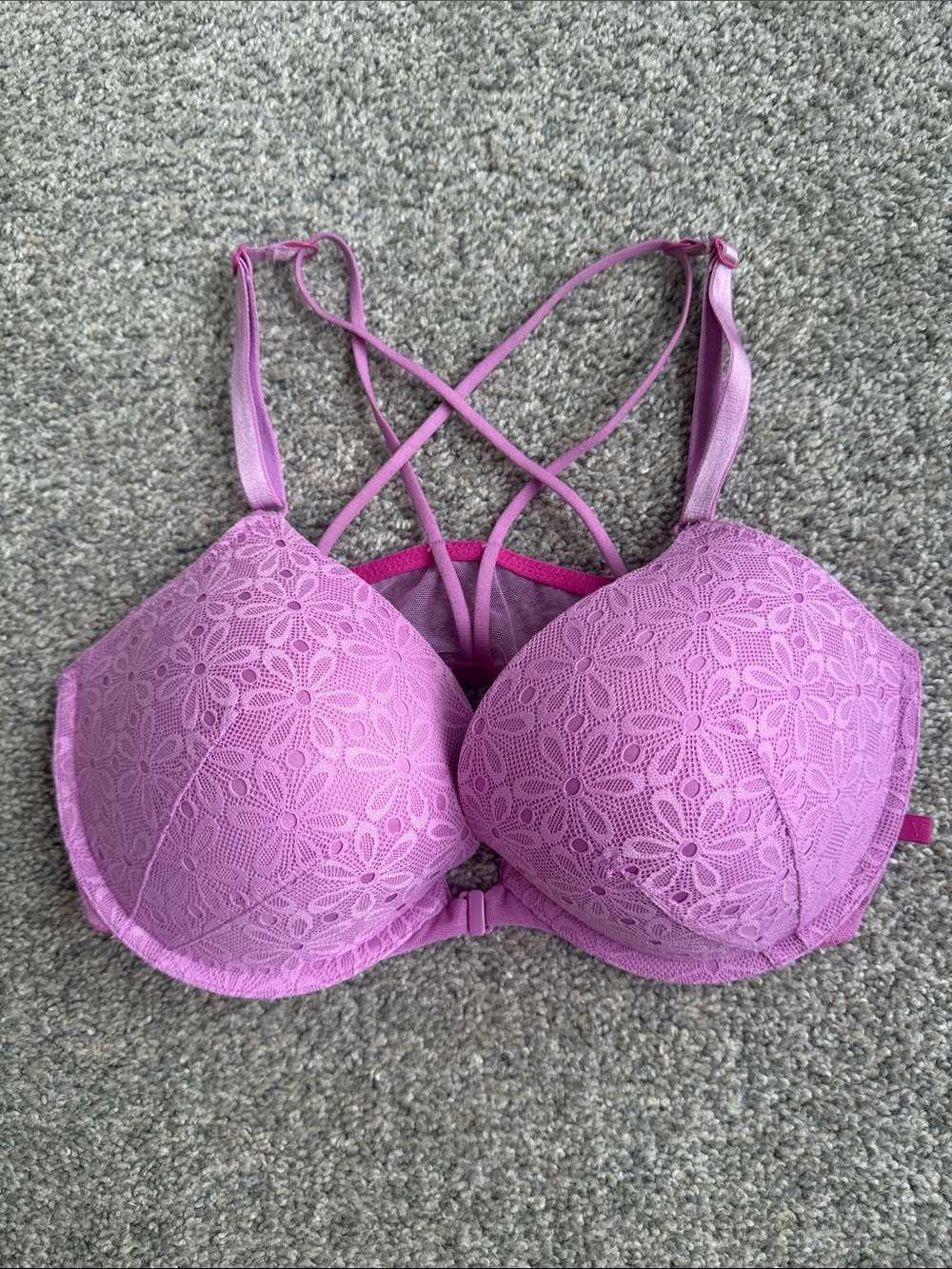Victoria's Secret Floral Lace Push-Up Bra in Orchid Pink